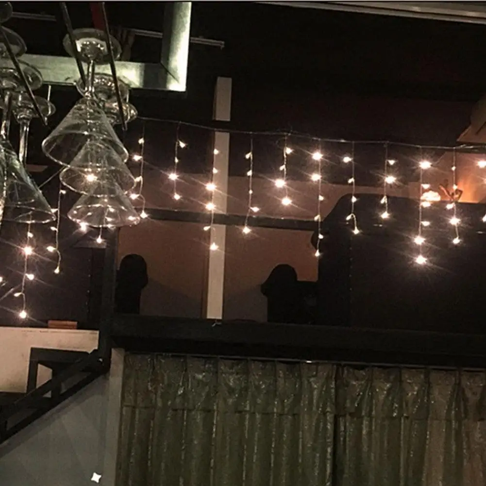 Светодиодный светильник-занавеска на Рождество 4 м водонепроницаемый Сказочный