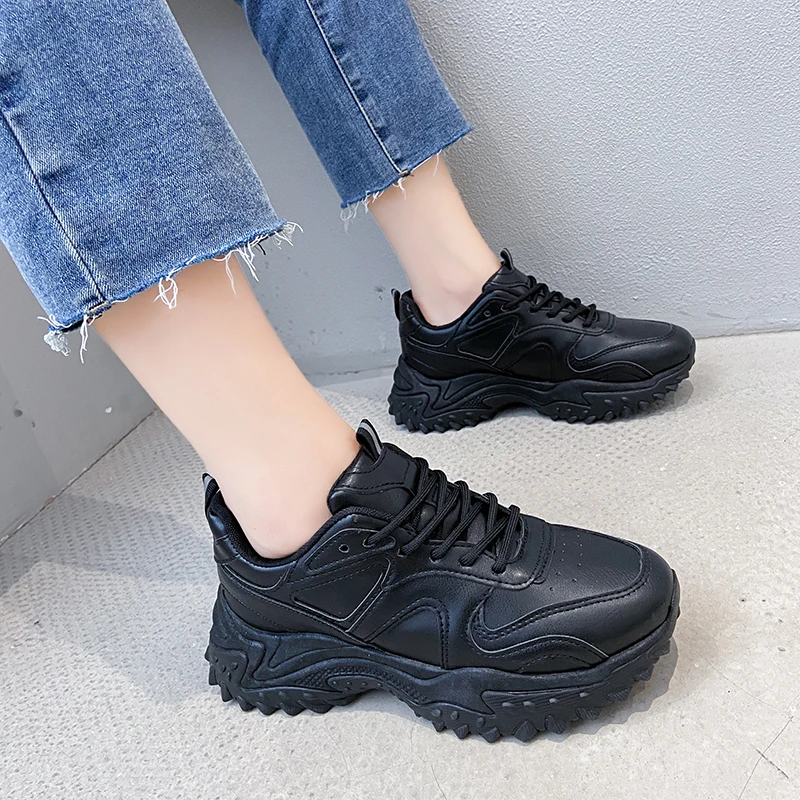 

2021 autumn new Korean style student sports shoes women's fashion father's shoes women's thick soled casual running shoes
