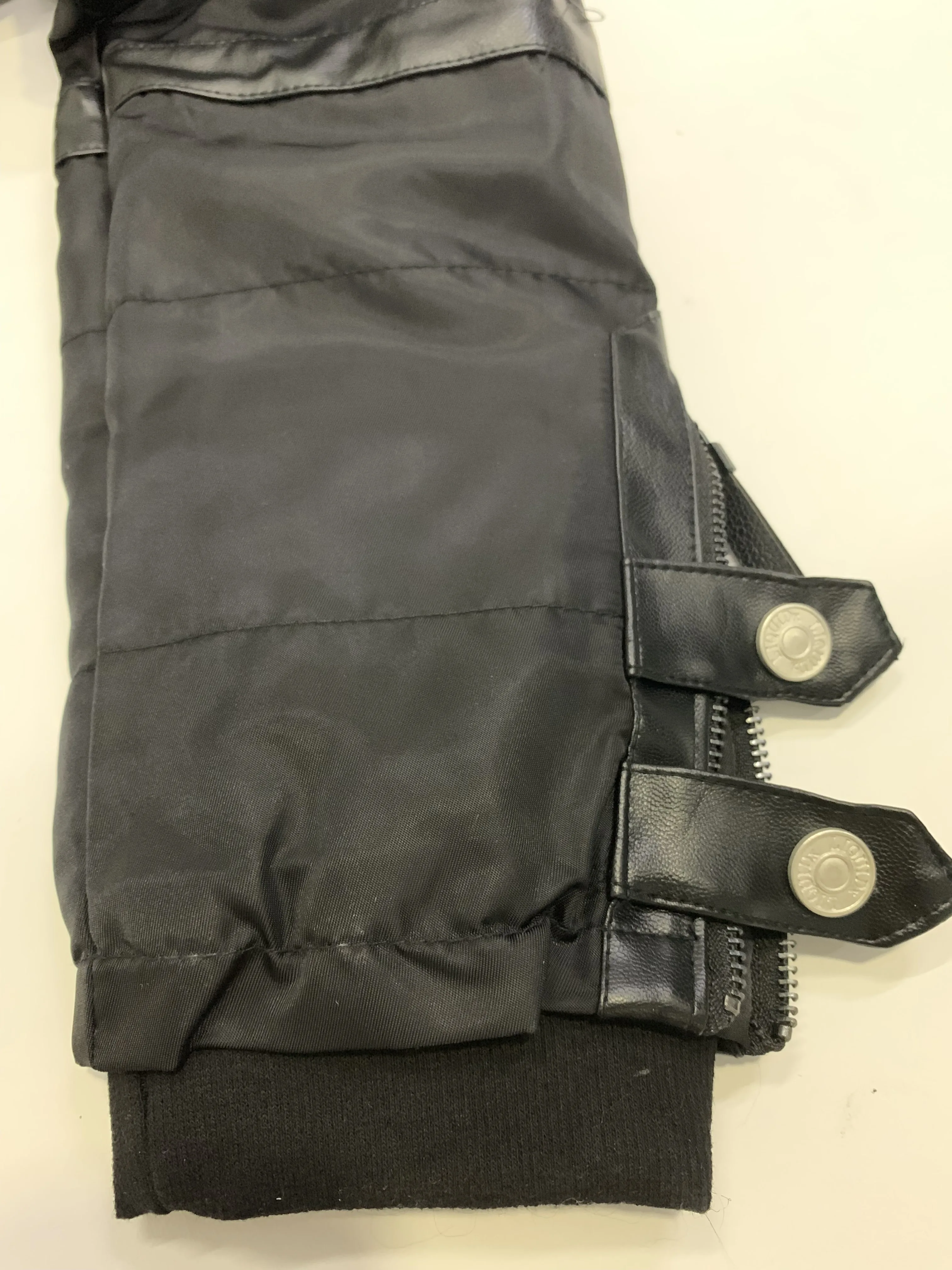 Женская длинная куртка черное зимнее пальто с капюшоном парки на молнии теплая