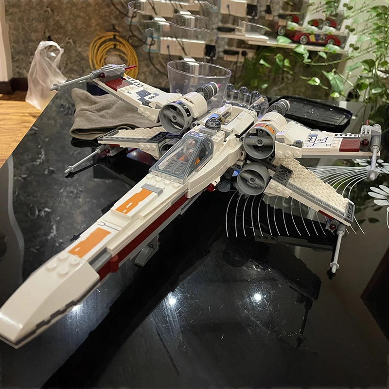 Детский конструктор X-Wing совместимый с 75218 строительными блоками |