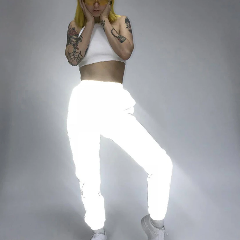 

Новые осенние спортивные штаны для женщин, однотонные серые Светоотражающие Брюки для Европы, женские свободные светящиеся уличные повсед...