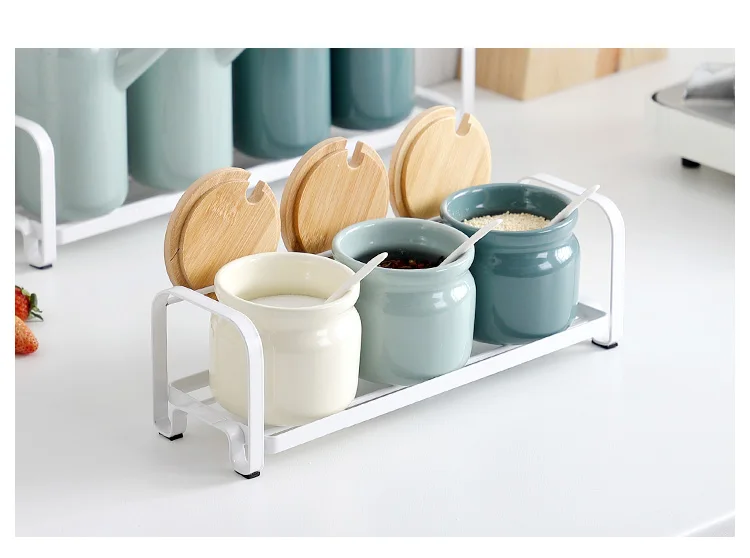 

Ceramic Nordic Spice Rack Shelf Salt Sugar Pepper Spices Storage Box Set Oil and Vinegar Bottles Especiero Kitchen Tools DG50ST