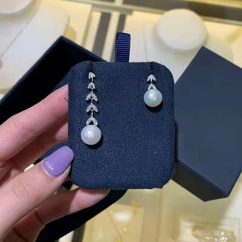 

Fashion Jewelry New Beautiful Petal Pearl Decorated Platinum Ladies Tassel Earrings Luxury Romantic Jewelry Gifts for Women