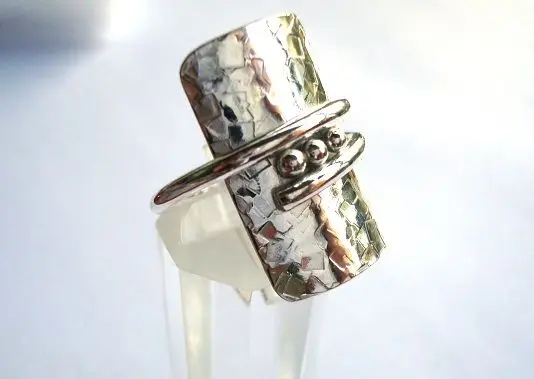 

925 пробы или серебристого цвета, верх-три в горошек дизайн кольцо