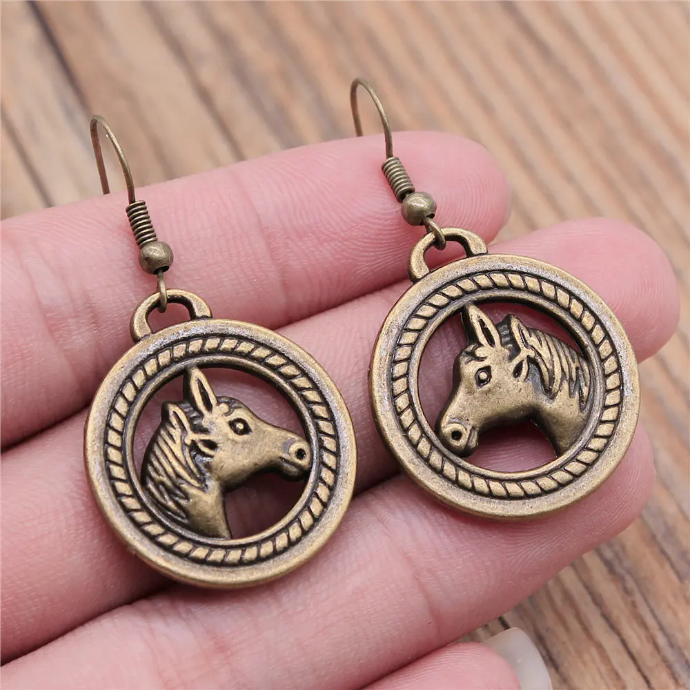 1 пара шармов в виде лошади и единорога модные Висячие серьги подарок для женщин -