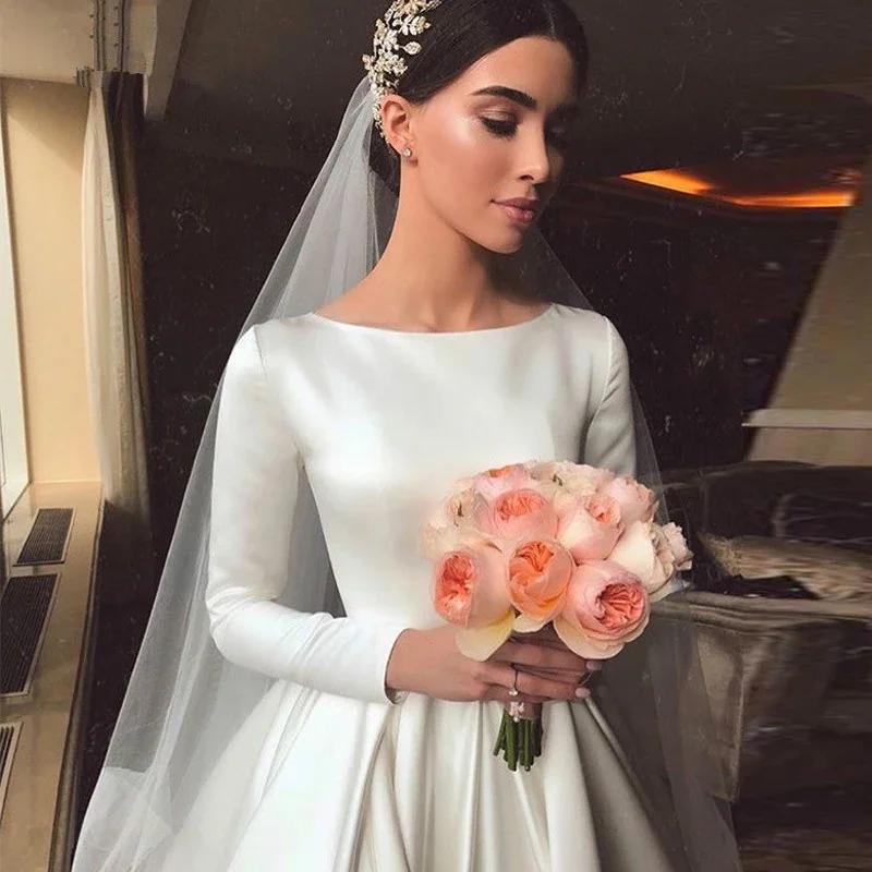 

2021 Modest White Satin Wedding Dresses With Long Sleeves A Line Scoop Neckline Muslim Bridal Gowns Court Train Vestido De Noiva