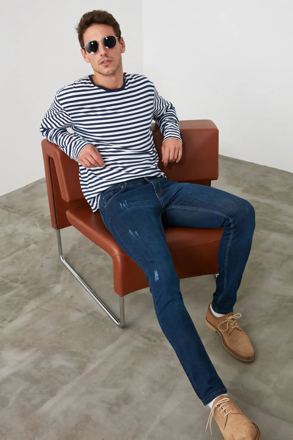 

Trendyol Male Skinny TÄ±rmÄ±klÄ± Jeans TMNSS20JE0331