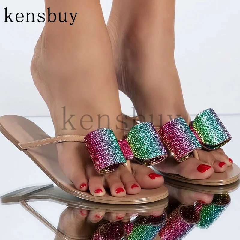 

2021 Women Beach Fashion Flat Slippers Summer Outdoor Rhinestone Butterfly-Knot Flip-Flops Cozy Silk Cloth Casual Peep Toe Shoes