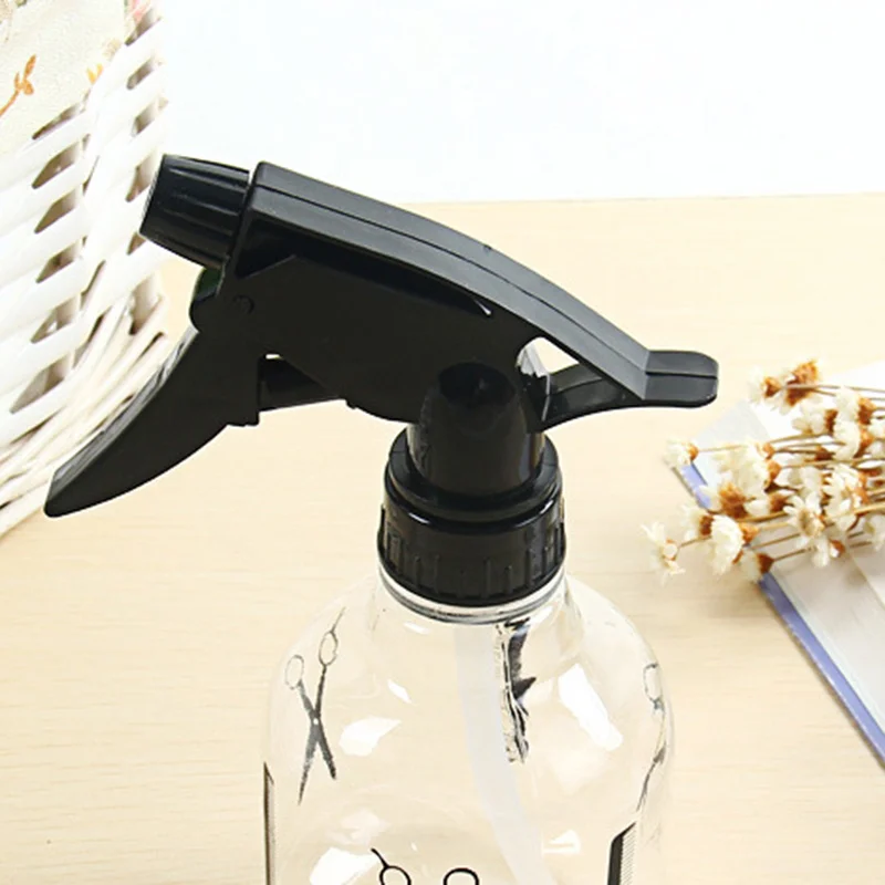 Пластиковая бутылка с распылителем для парикмахерской и ножницами | Дом сад