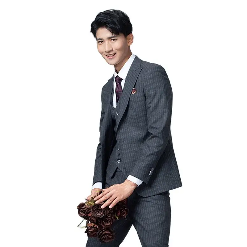 

Fashionable Clothing For Men Dark Grey Stripe Peaked Lapel Single Button Leisure Business Suit For Groom Formal Wedding Tuxedo