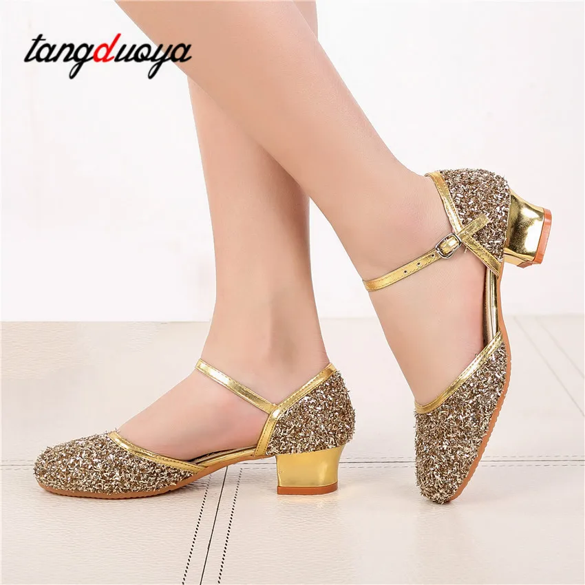 Женская Латинская танцевальная обувь Цвет золотистый серебристый 3 5 см Низкий с