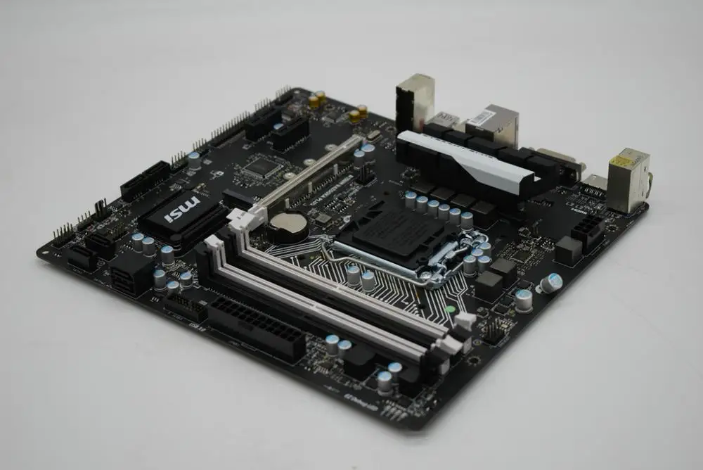 Материнская плата для MSI B150M BAZOOKA PLUS 1151 DDR4 Intel B150 HDMI M.2 SATAIII б/у материнская