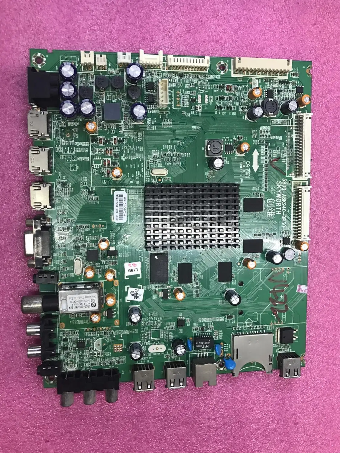 

Original 42E780U motherboard 5800-A8K940-0P30 with screen V420DK1-LS1