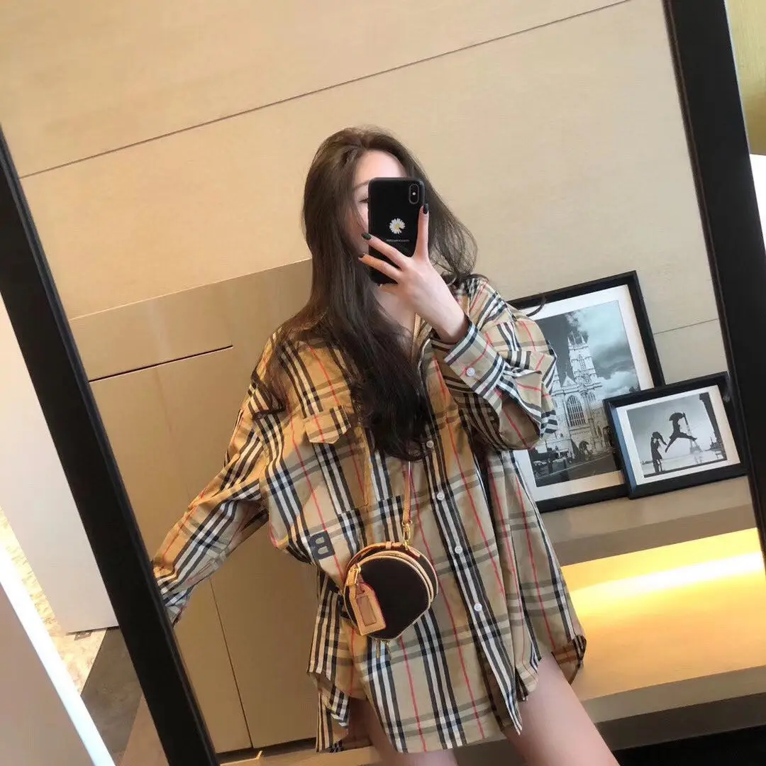 

2021 spring new Korean alphabet printing fashion loose and thin casual BF medium long Plaid Shirt women's fashion