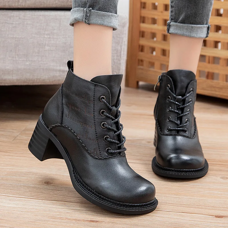 

Fashion Boots Women Leather Winter Boot Female Comfortable Luxury Large Women's Boots Short Casual Footwear