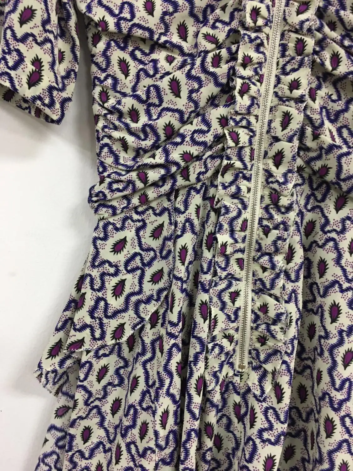 

New Asymmetric ruffled Women's knee-length dress Fashion V-neck print ladies short dresses with Zipper female Autumn Clothes