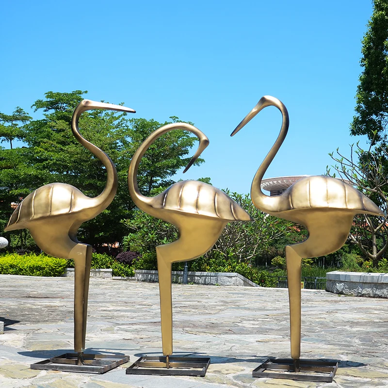 

GY Customized Outdoor Park Forest Landscape Abstract Animal Imitation Copper Crane GRP Sculpture Community Decoration