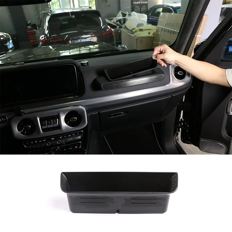 

For Mercedes Benz G Class W463 G350 G400 G500 G500 G55 G63 G65 G800 2004-2019 Deputy Driver Handle Storage Box Car Accessories