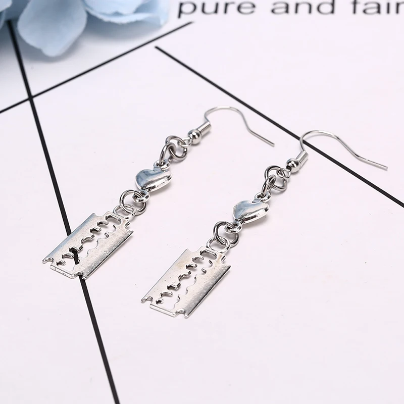 

Vintage Punk Angel Handcuff Circle Razor Drop Dangle Earring Hiphop Earrings Women Jewelry Dropshipping