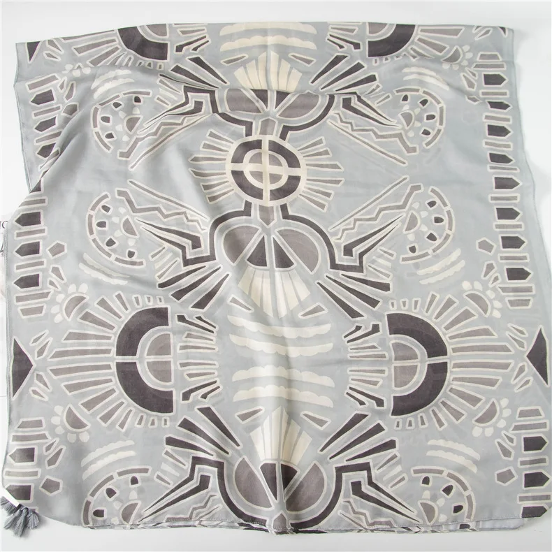 

2020 ethnic style Print Beach towel lady summer Sunscreen silk Scarves popular winter Cotton and Linen Scarf new seaside Shawls