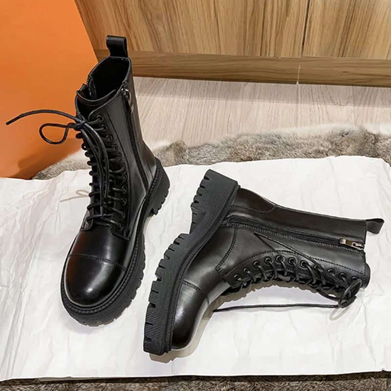 

head, women's British style, thick short boots, New leather boots with big handsome, black motorcycle boots, INS