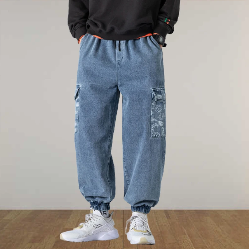 

Men's Personality Retro Color Matching Tooling Large Pockets Cashew PrintLoose Casual Denim Cropped Trousers