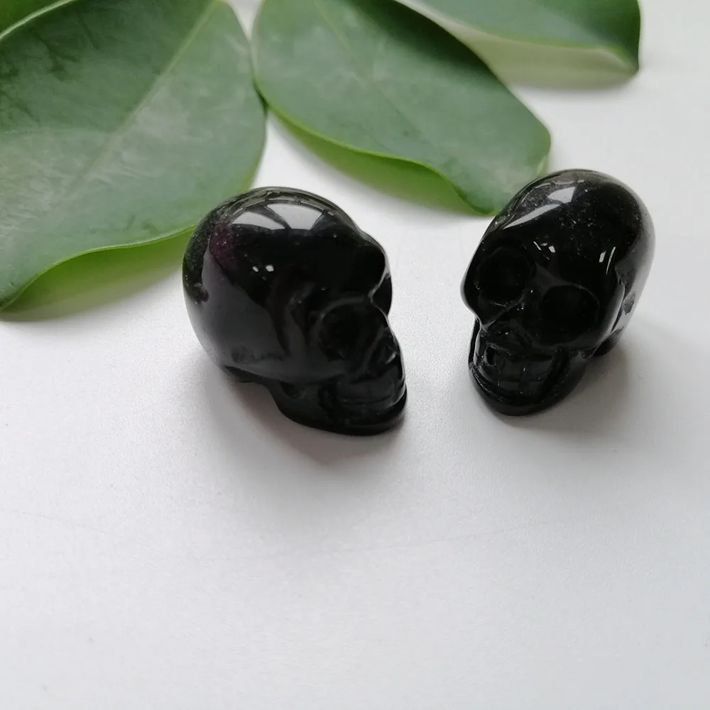 Высокое качество 1 дюймов натуральный черный обсидиан череп форма камня ручной