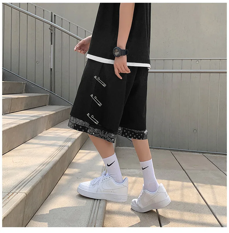 

New Korean Fashion Black Unique Print Casual Shorts Men Loose Baggy Button Men Clothing Summer Beach Punks Jogger Streetwear