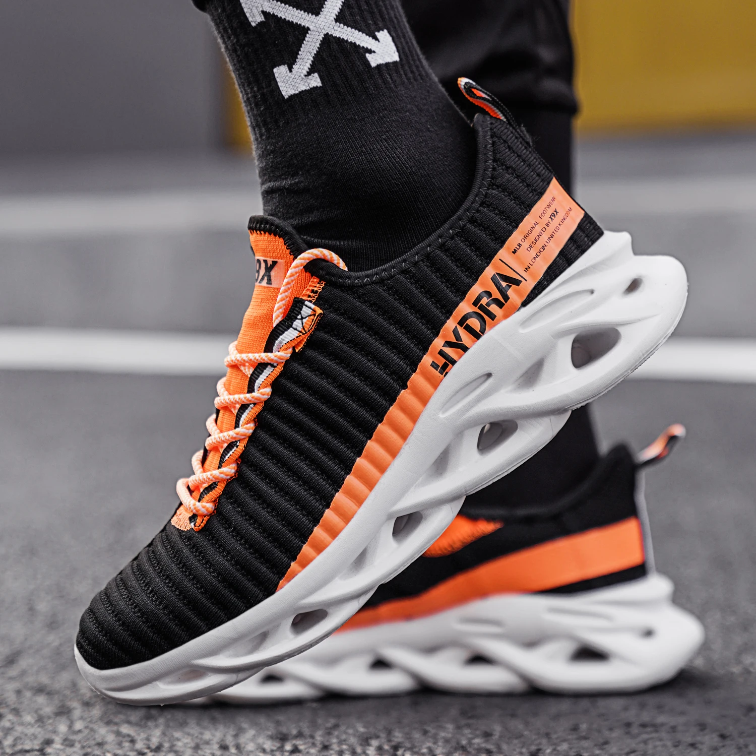 Кроссовки женские для влюбленных модная Повседневная дышащая обувь плоская