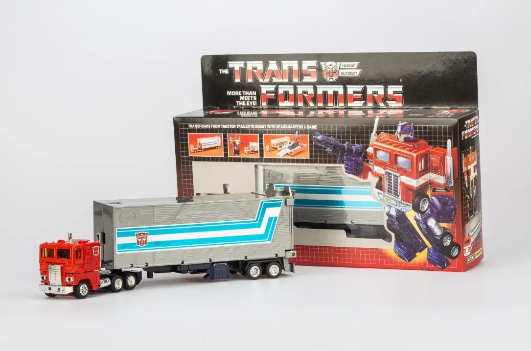 Фигурка трансформера G1 Optimus prime reedition фигурка