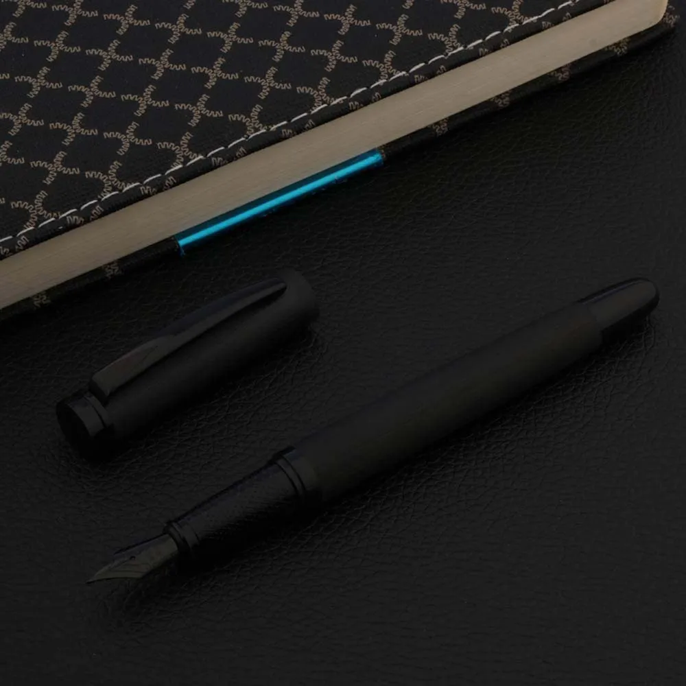 Перьевая ручка JL1996 с Черным Титановым наконечником в подарочной коробке |