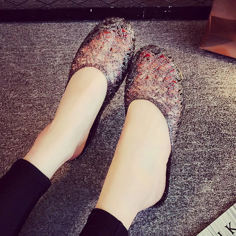

Summer New Slippers Female Crystal Jelly Shoes Home Indoor Baotou Plastic Beach Non-Slip Hole Sandals And Slippers
