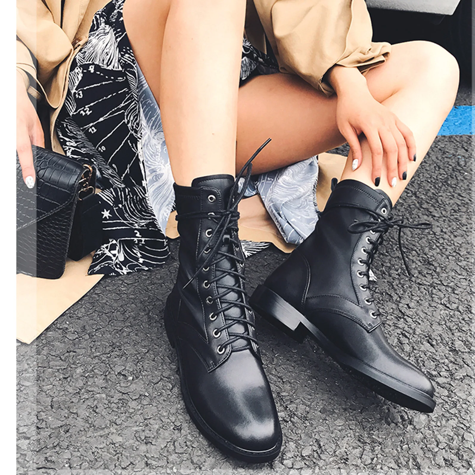 Женские Оригинальные ботинки в стиле ретро Черные ботильоны ручной работы