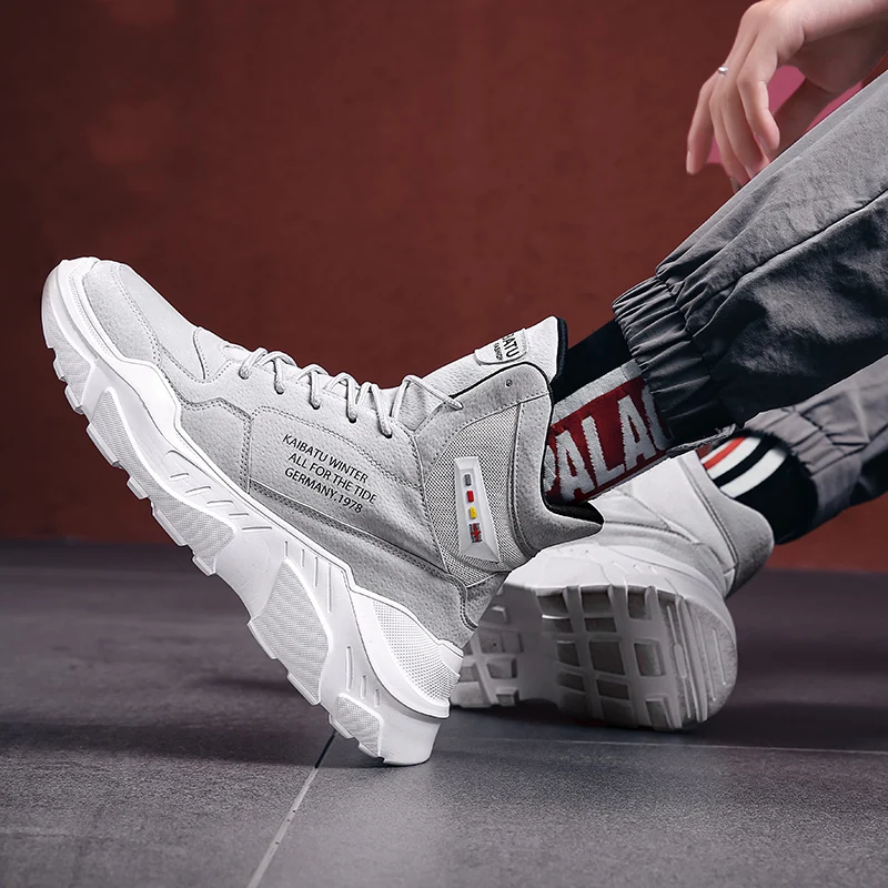 

High Top Running Shoes Breathable Leather Sneakers For Men Lightweight Gym Running Shoes Tourism Walking Running Sneakers