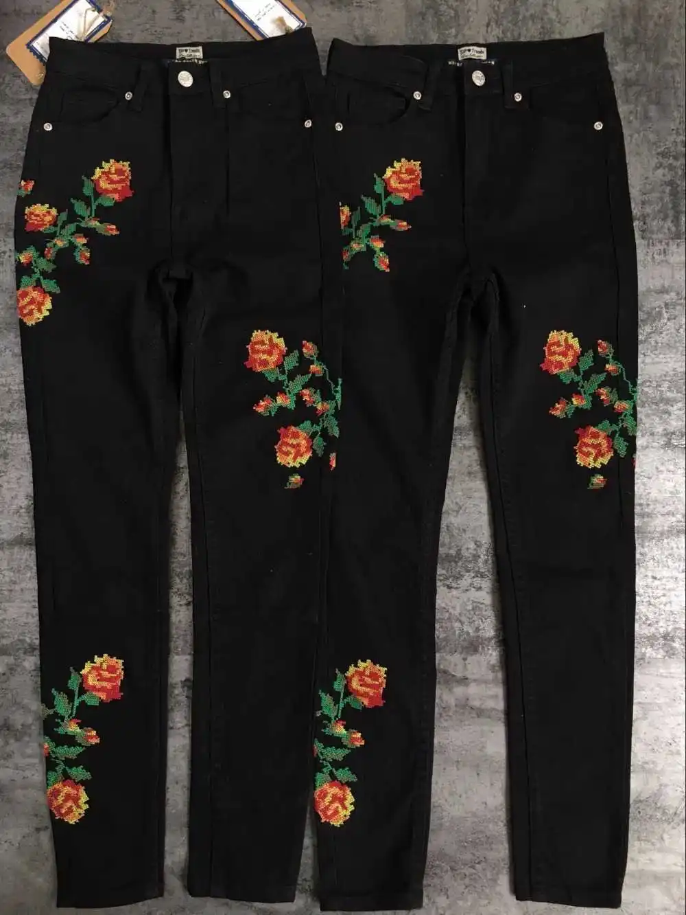 

Chinese flower style embroidery high-waisted black denim penicl pants Fashion women's slim fit ninth jeans