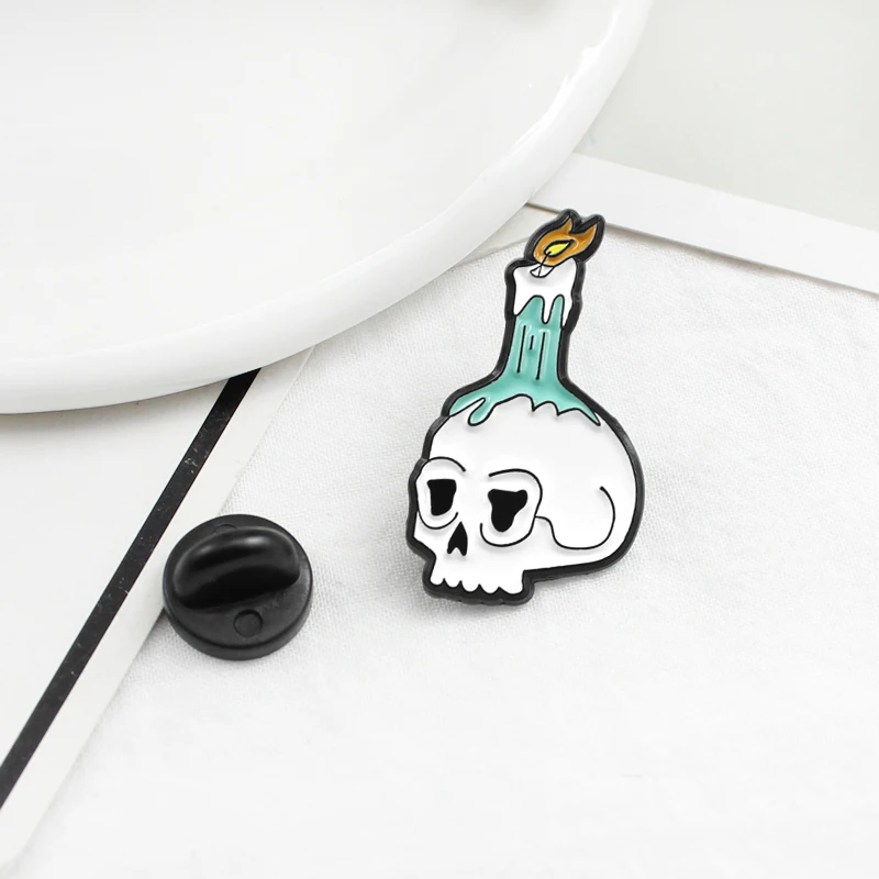 Некромант Скелет свеча свет эмалированная булавка модный значок черепа брошь на