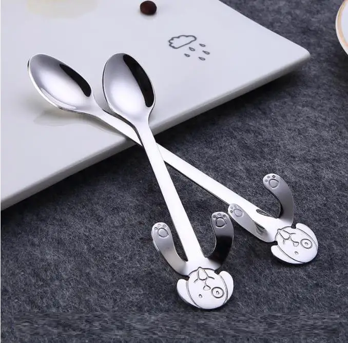 

100pcs 304 Stainless Steel Cartoon Dog Spoons Creative Ice Cream Dessert Cute Dog Coffee Tea Spoon Mug Hanging Spoon SN767