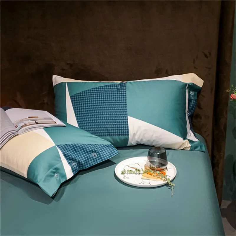 

Free Shipping Silk-like Egyptian Cotton Animal Pattern Bedding Set, Single Bed, Double Bed Set, Duvet Cover, Bed Sheet Pillow
