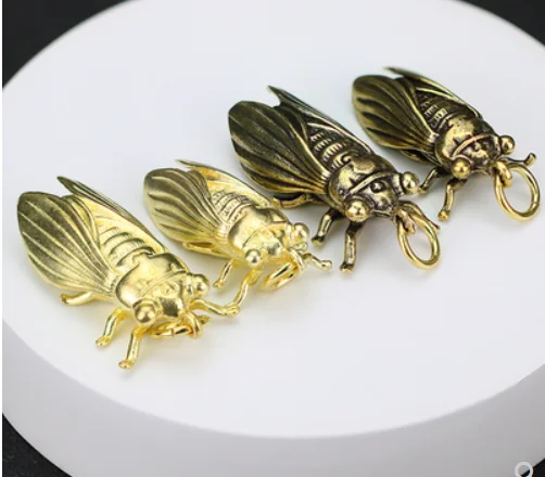 

Handmade pure copper cicada pendant car keychain pendant brass vintage keychain