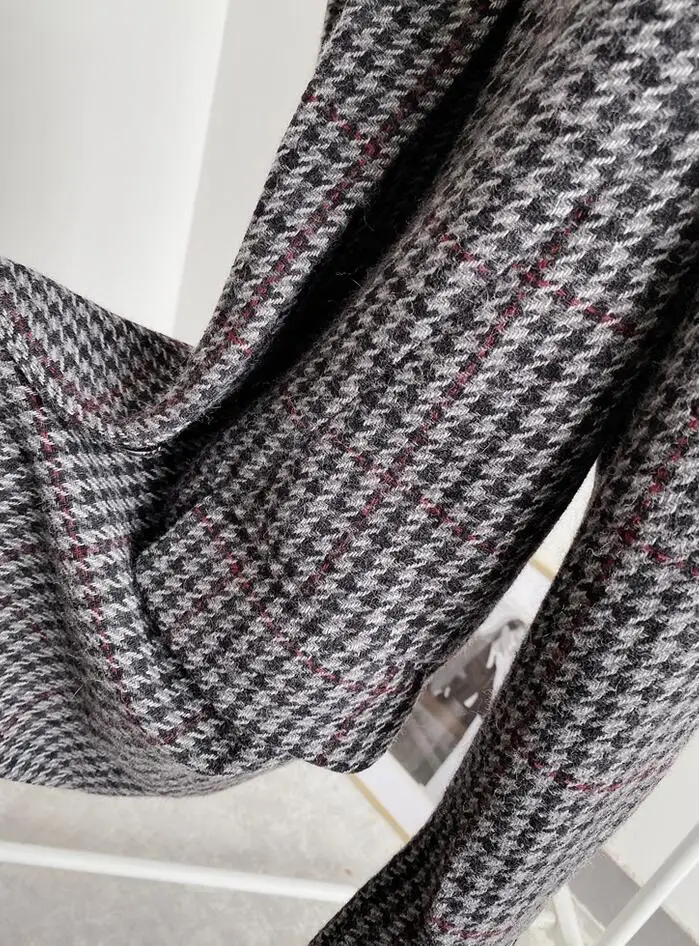 

2020 Autumn / Winter 100% Wool Women Coat Double Pockets Single Button Color Matching Plaid Short Coats Women Jackets