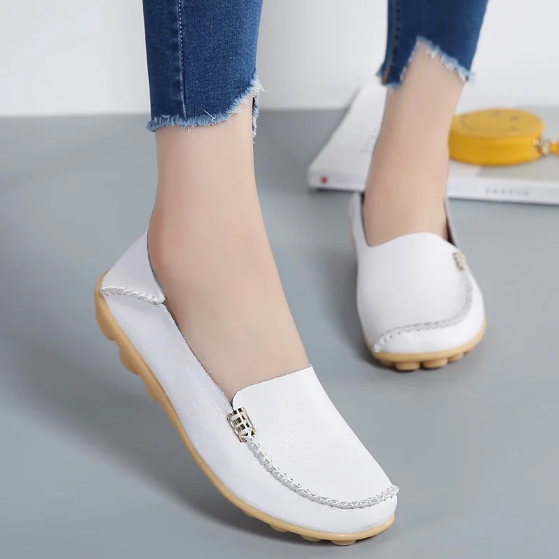 

New Women Real Leather Shoes Mother Loafers Soft Leisure Flats Female Driving Casual Footwear Size 35-44 In 24 Colors