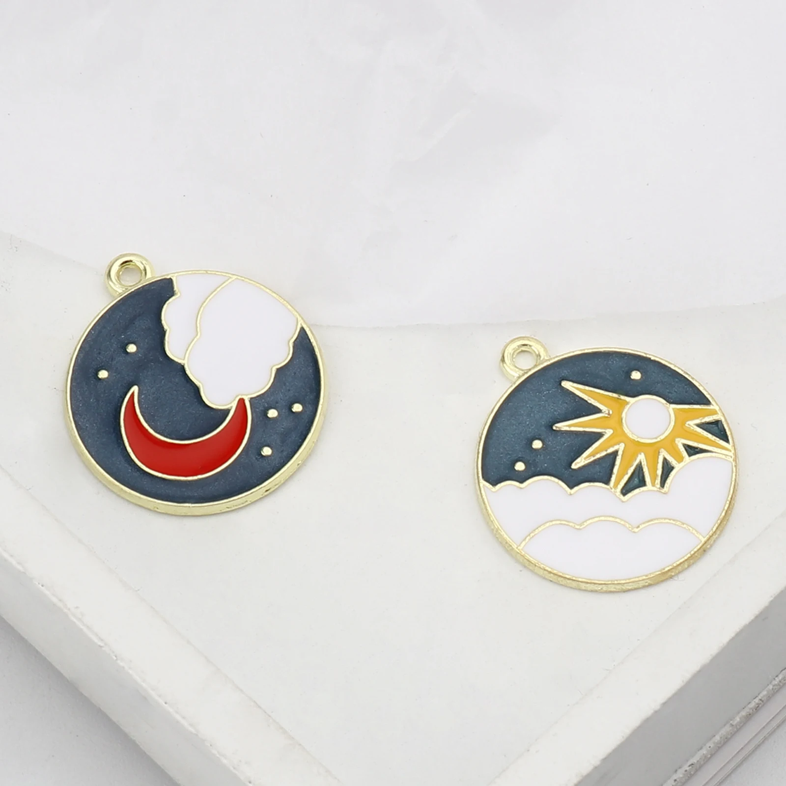 10 шт. Подвески в виде Луны облака галактики круглые позолоченные разноцветные