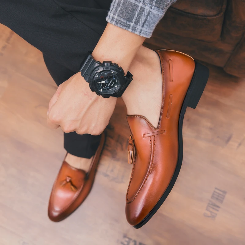 Мужские мокасины деловые туфли высокого качества мужские слипоны с кисточками