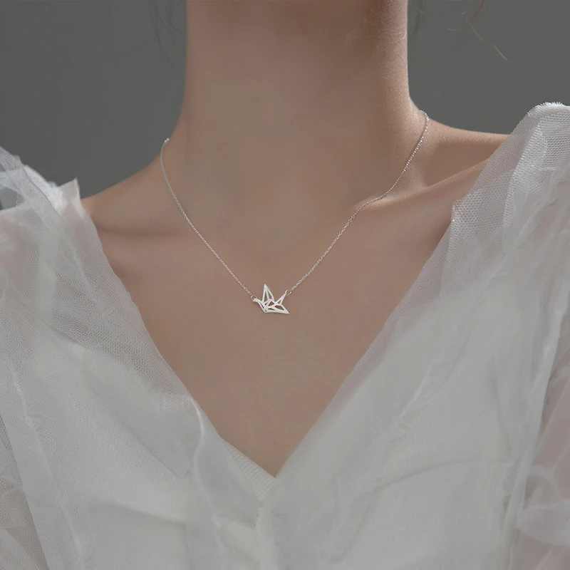 

Sterling Silver Necklace S925 Silver Paper Crane Small Fresh Necklace Simple Girl Hollow Brushed Design Clavicle Chain