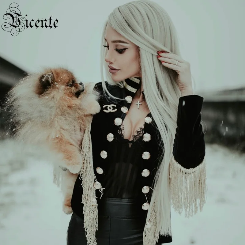 Вельветовая куртка с кисточками на пуговицах длинными рукавами открытым швом