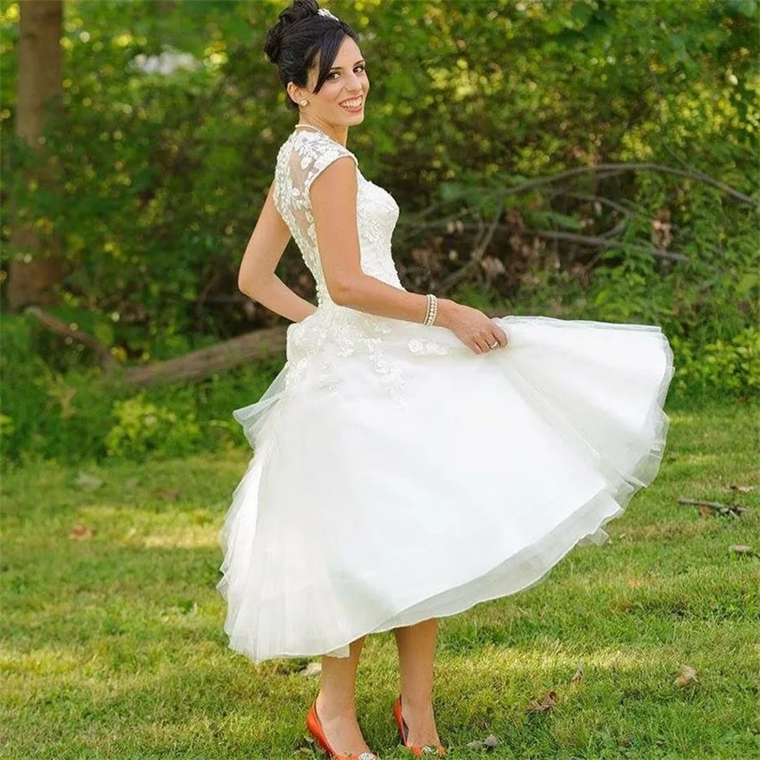 

Vestidos de Novia Pretty Appliques Plus size Tea Length Lace Short A Line Wedding Dresses Garden Bridal Gown