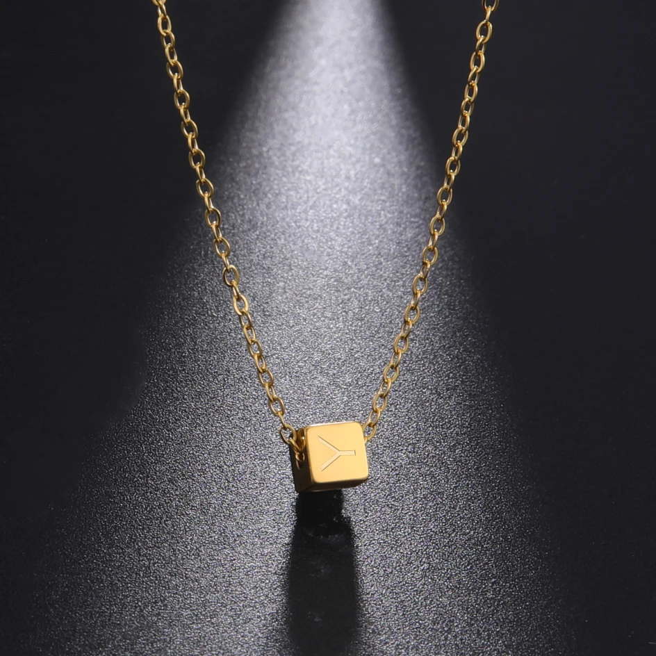 Teamer Первоначальное письмо ожерелье куб женский квадратный кулон сердце