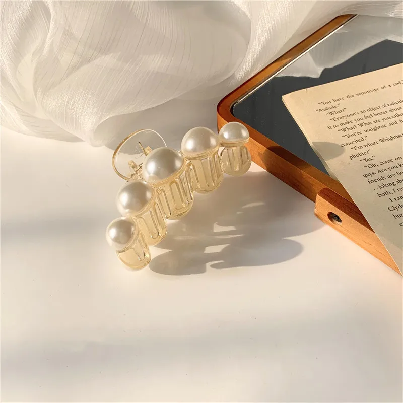 

The New 2021 Women Hair Claw Clip Hair Girl Geometry Crab Pearl Pin Claws Hair Women Jewelry Gifts