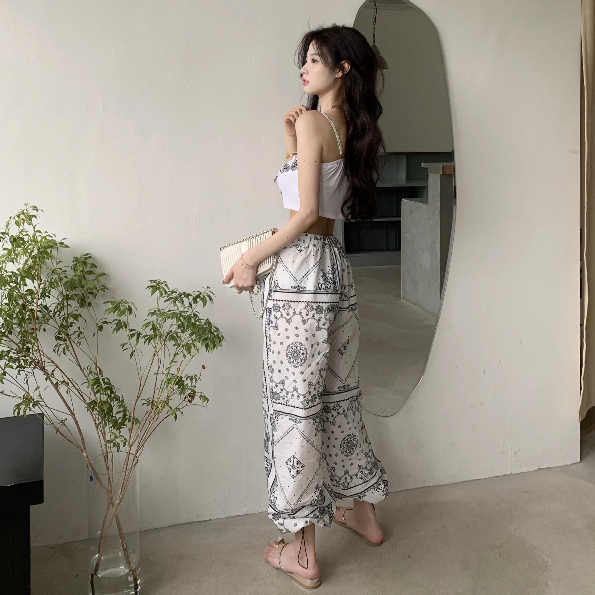 

Sexy Women Navel Tank Tops Summer Vest Streetwear Short Casual Camisole Fashion Girl Backless Loose Pants Trousers Suit Kit
