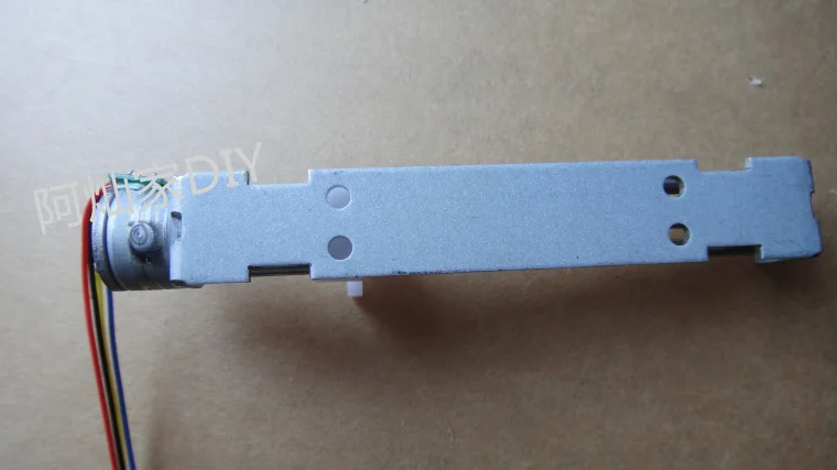 Микро-скользящий шаговый двигатель линейный винт слайдер гайка маленький